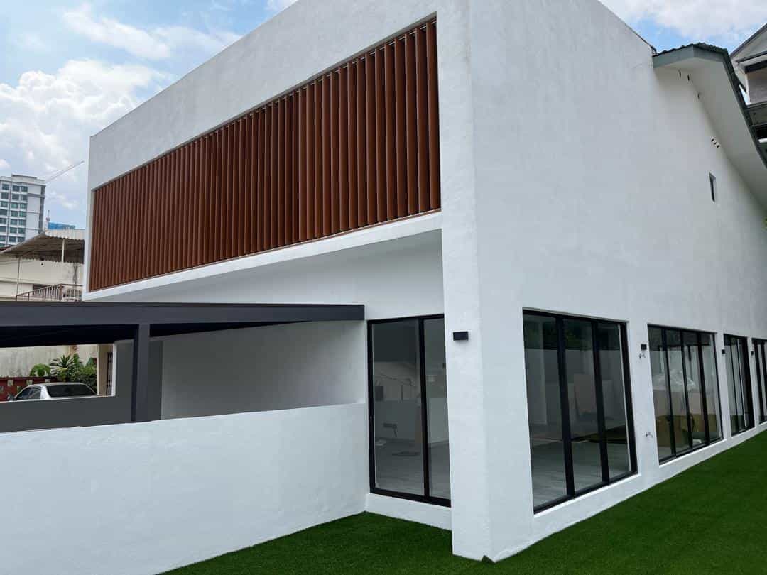 Property Image 1 - House in Jalan Sekata, Taman United, Kuala Lumpur