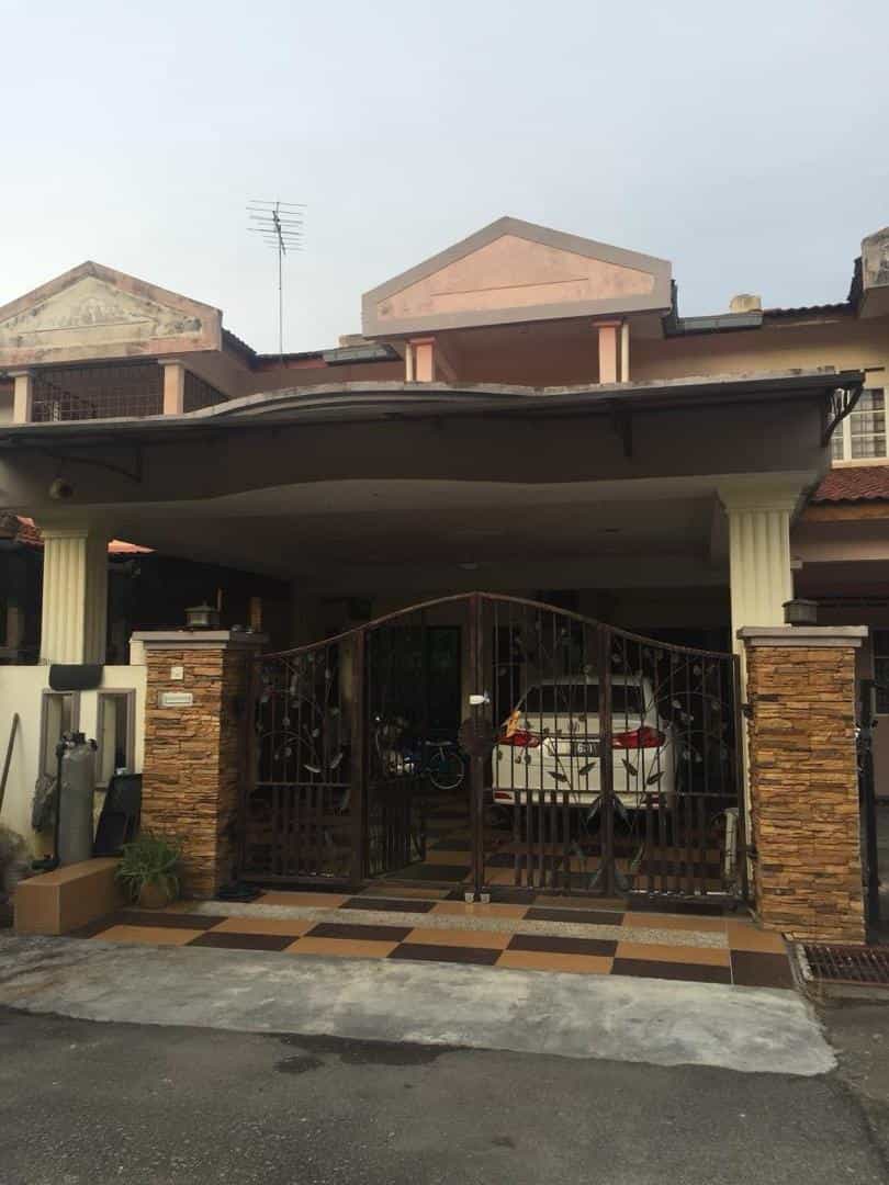 Property Image 1 - Taman Halijahton, Telok Panglima Garang