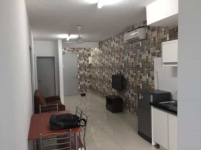 Property Image 1 - Domain 5