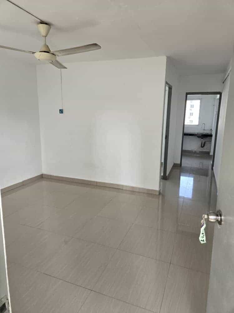 Property Image 1 - Kondo Rakyat, Pantai
