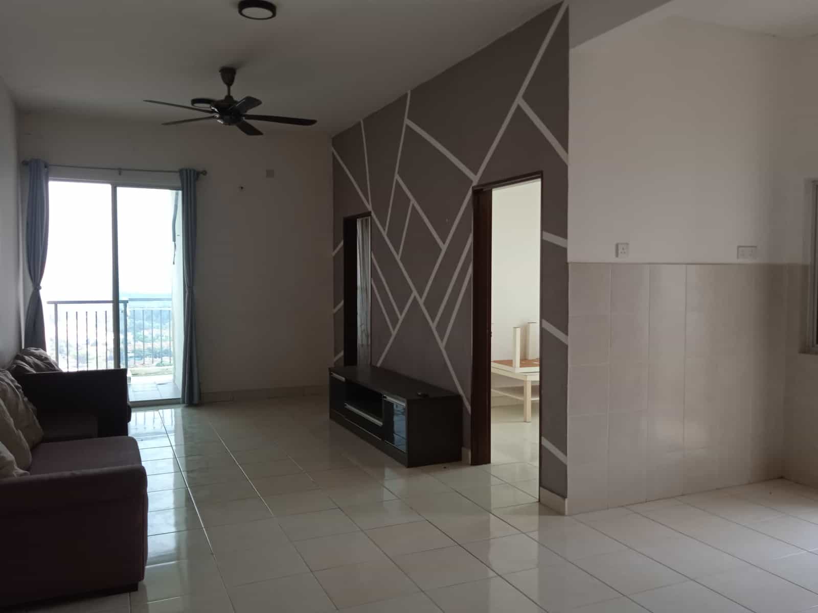 Property Image 1 - Ascotte Boulevard