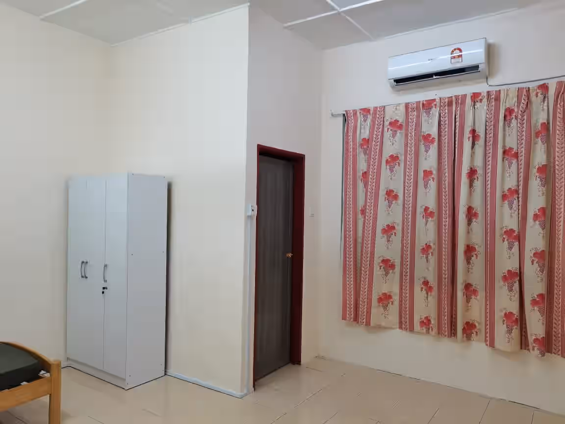 Property Image 1 - Master Room at Taman Bukit Kelisa, Seremban