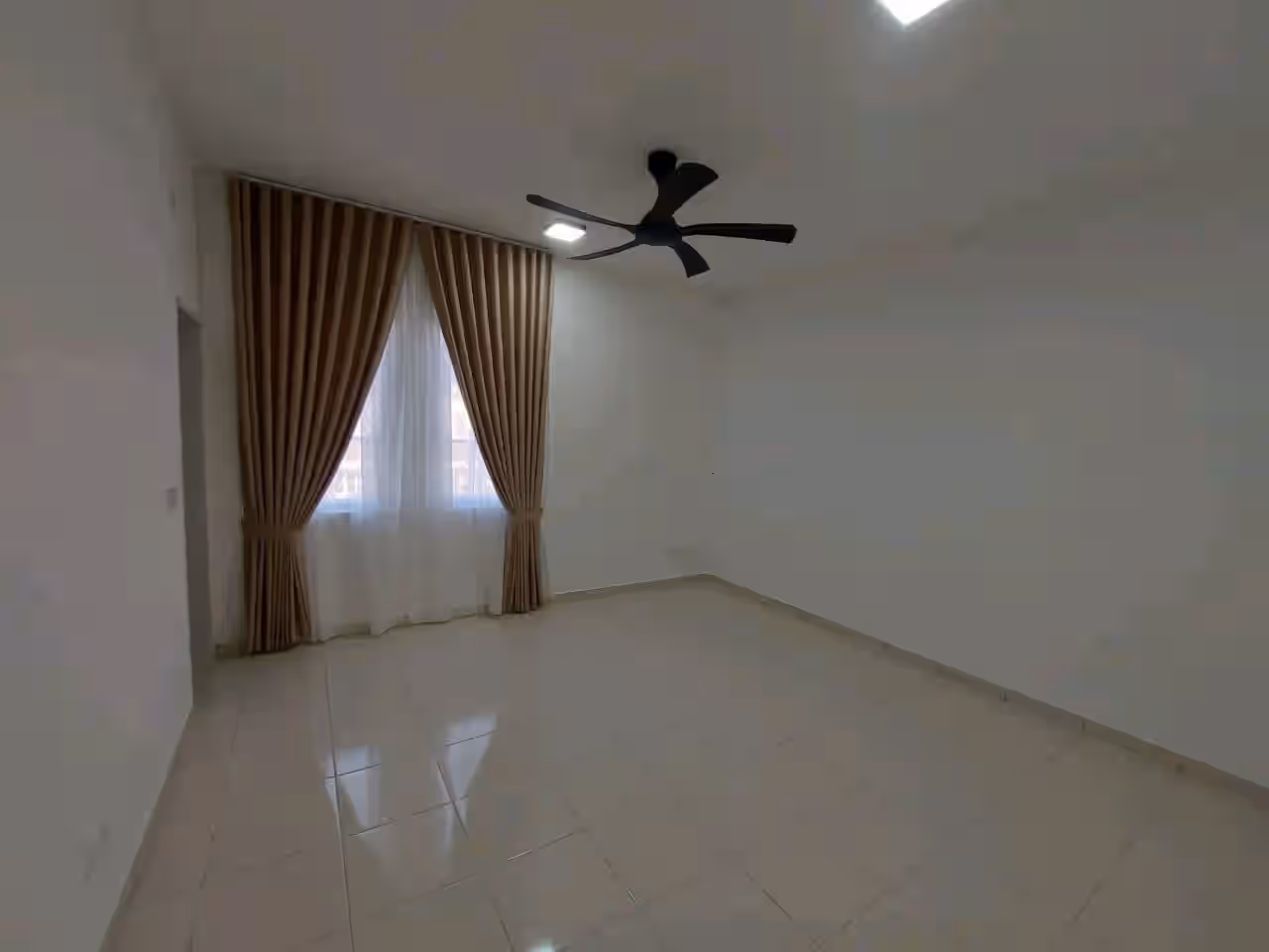 Property Image 1 - Bandar Baru Salak Tinggi