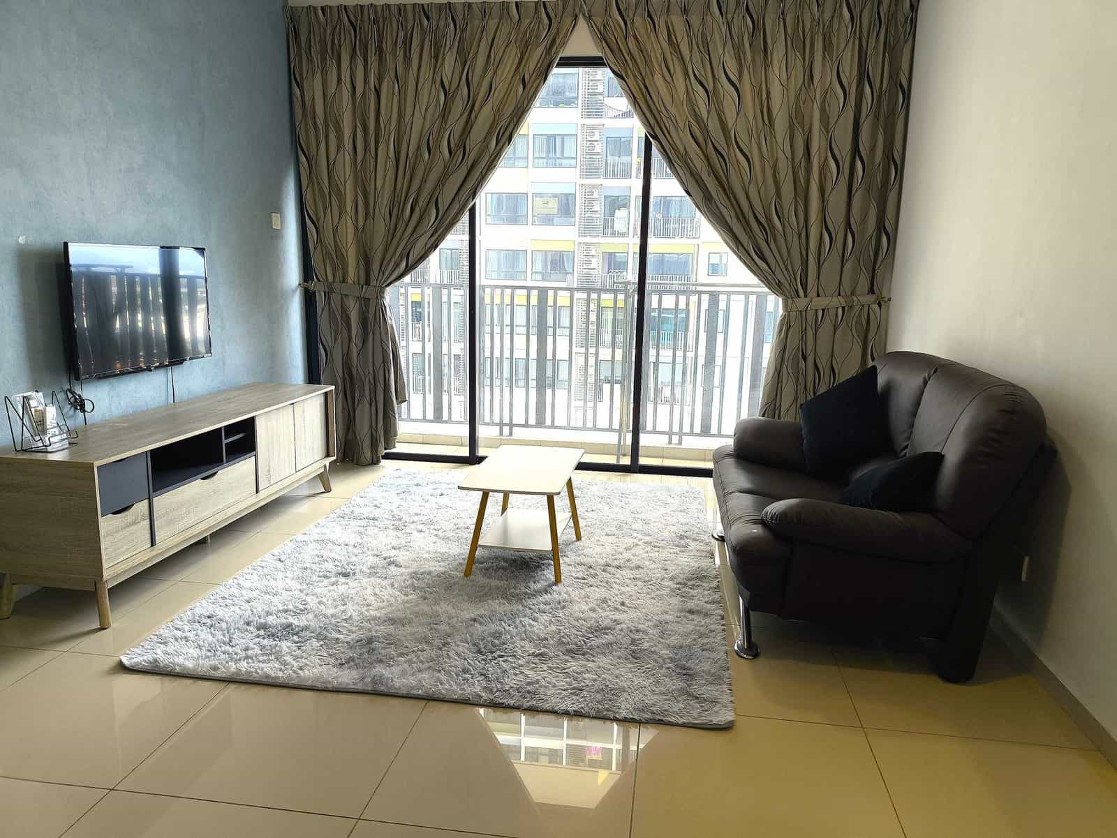 Property Image 1 - i-Soho, i-City (5)