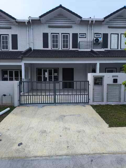 Property Image 1 - M Senyum, Sepang
