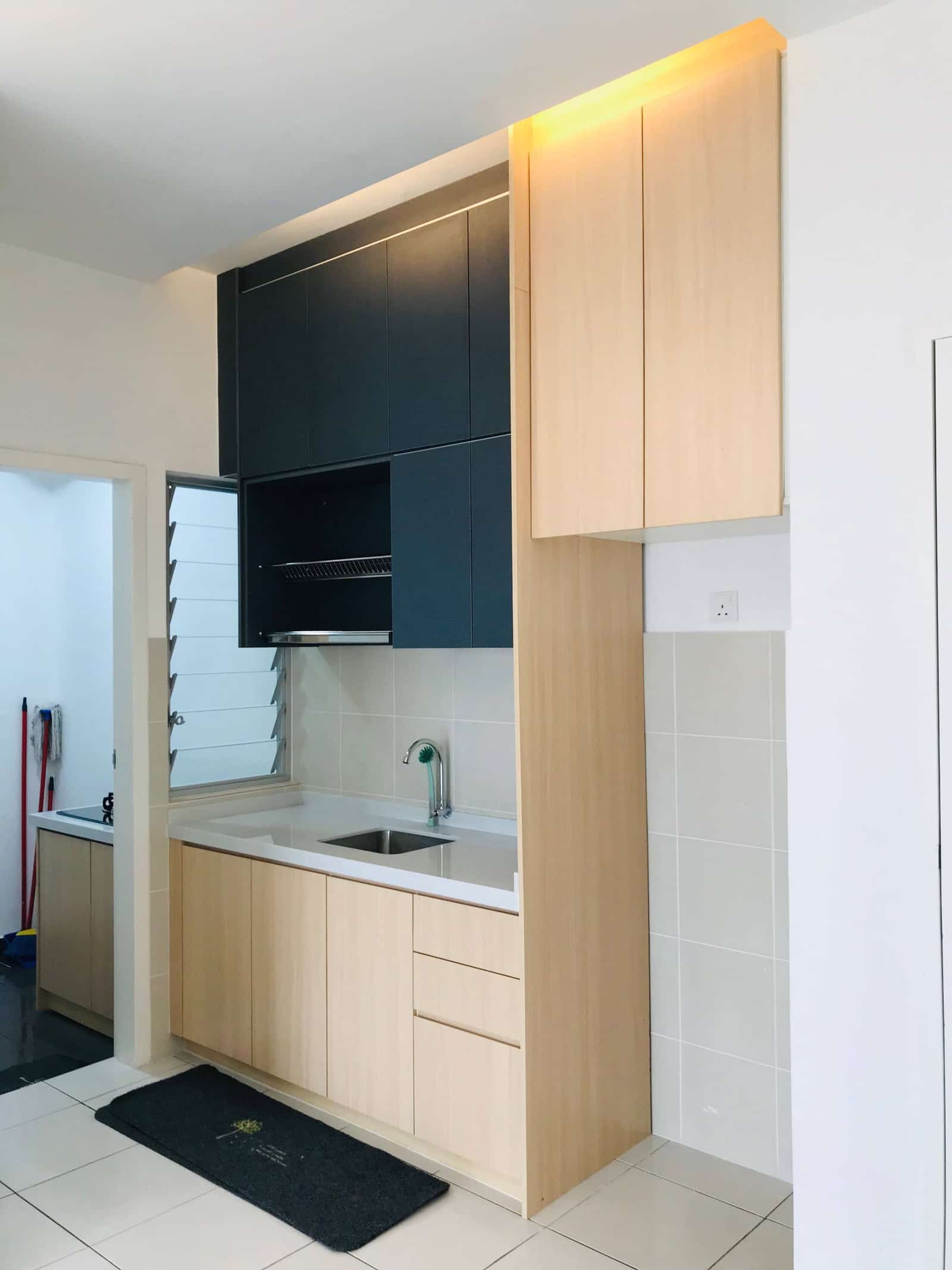 Property Image 1 - DESA PETALING CONDO @ D'Nuri Residences ( couple preferred whole unit)