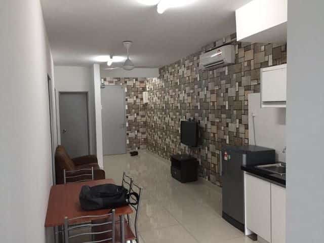 Property Image 1 - Domain 5