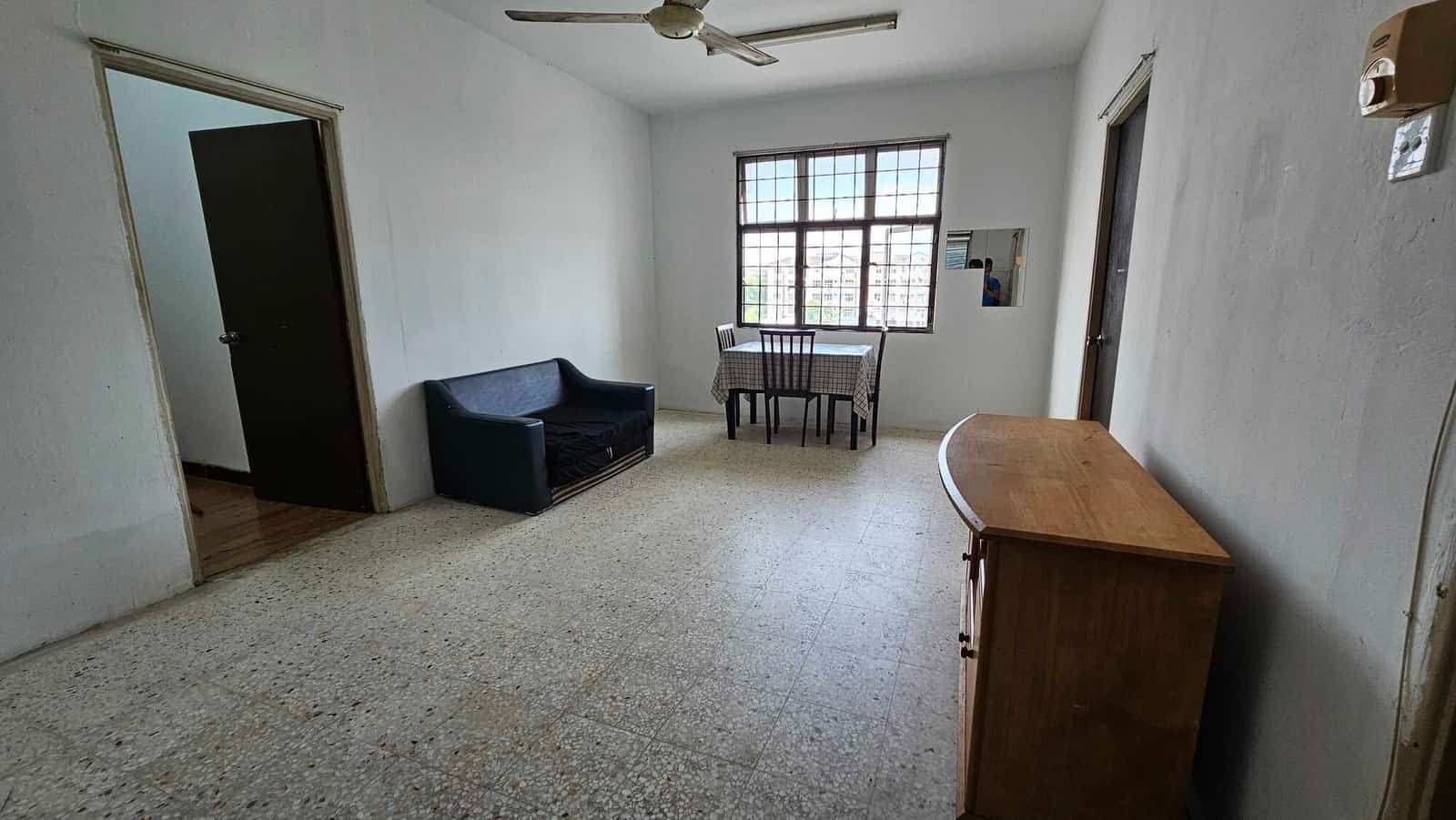 Property Image 1 - Anggerik Apartment