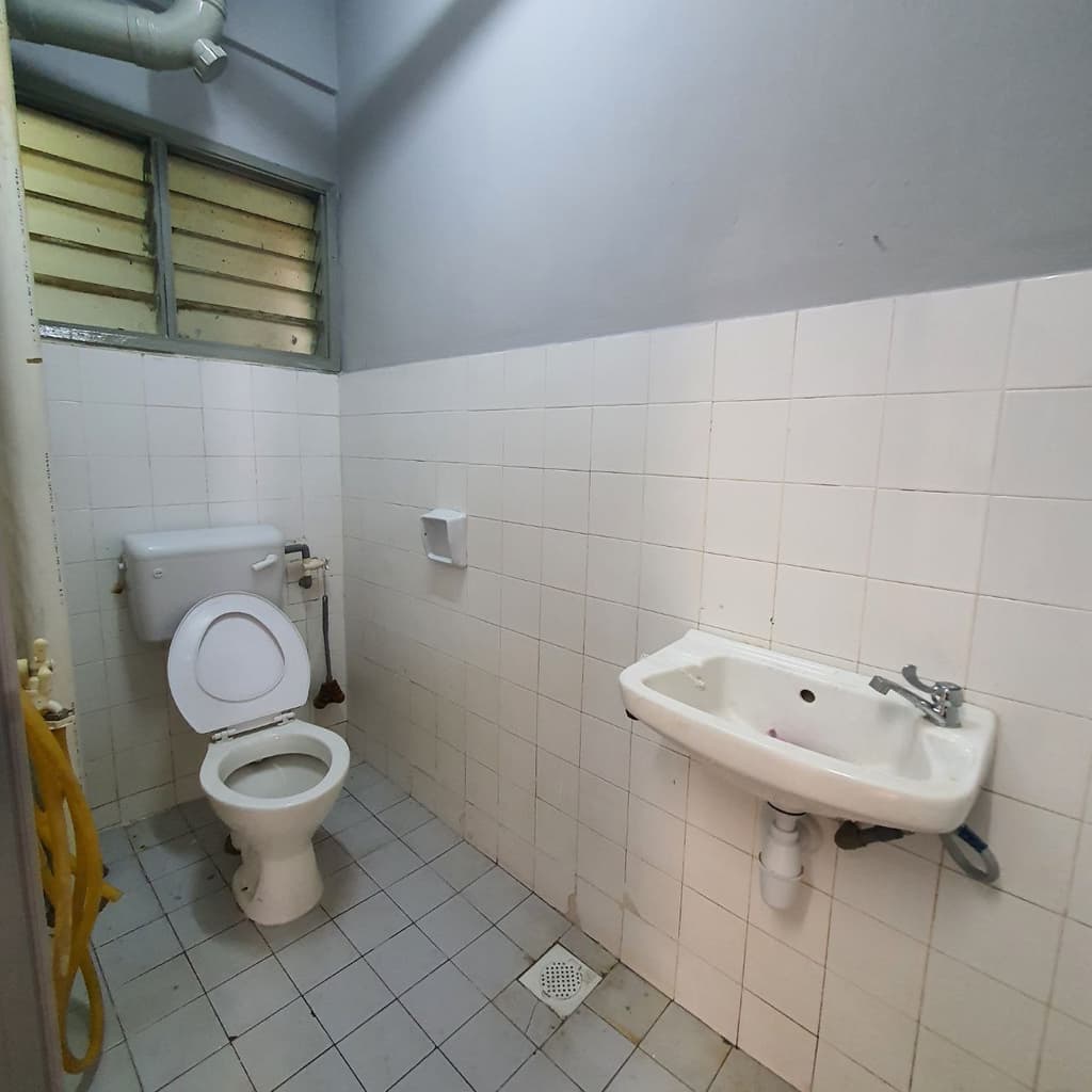 Rent Dahlia Apartment with Zero Deposit - 3 room Highrise for rent in ...