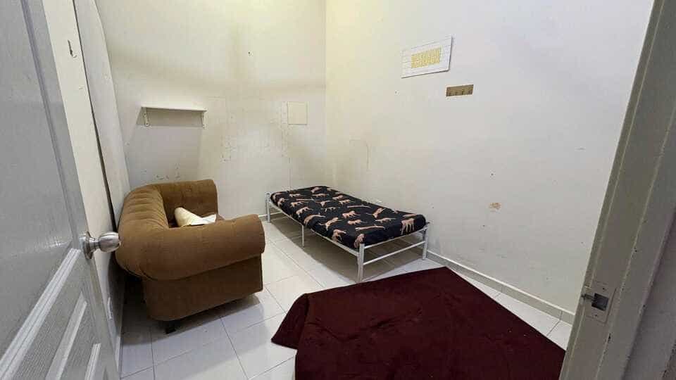 Property Image 1 - Mantin