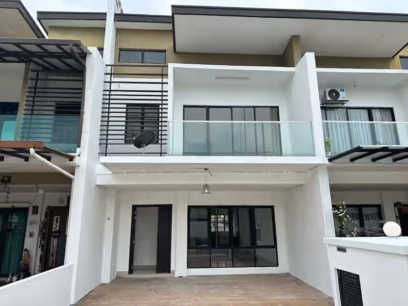 Property Image 1 - Jalan Anggun 3B