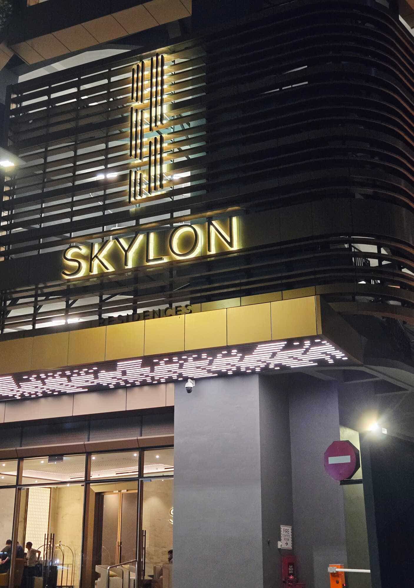 Property Image 1 - Skylon Residences