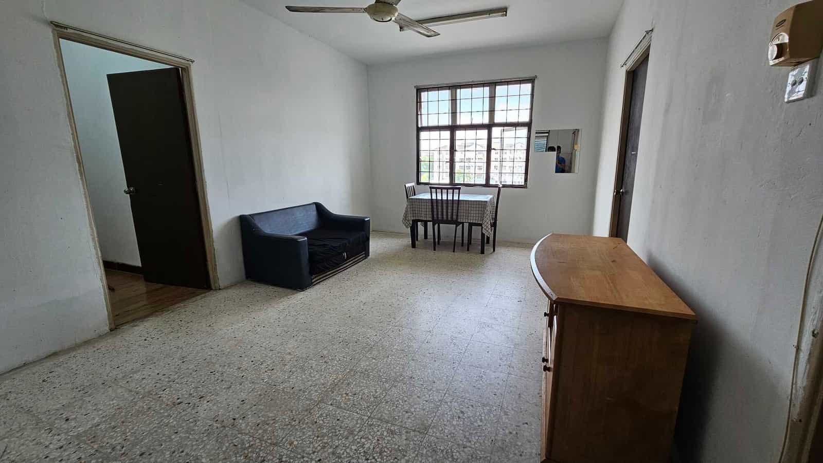 Property Image 1 - Anggerik Apartment