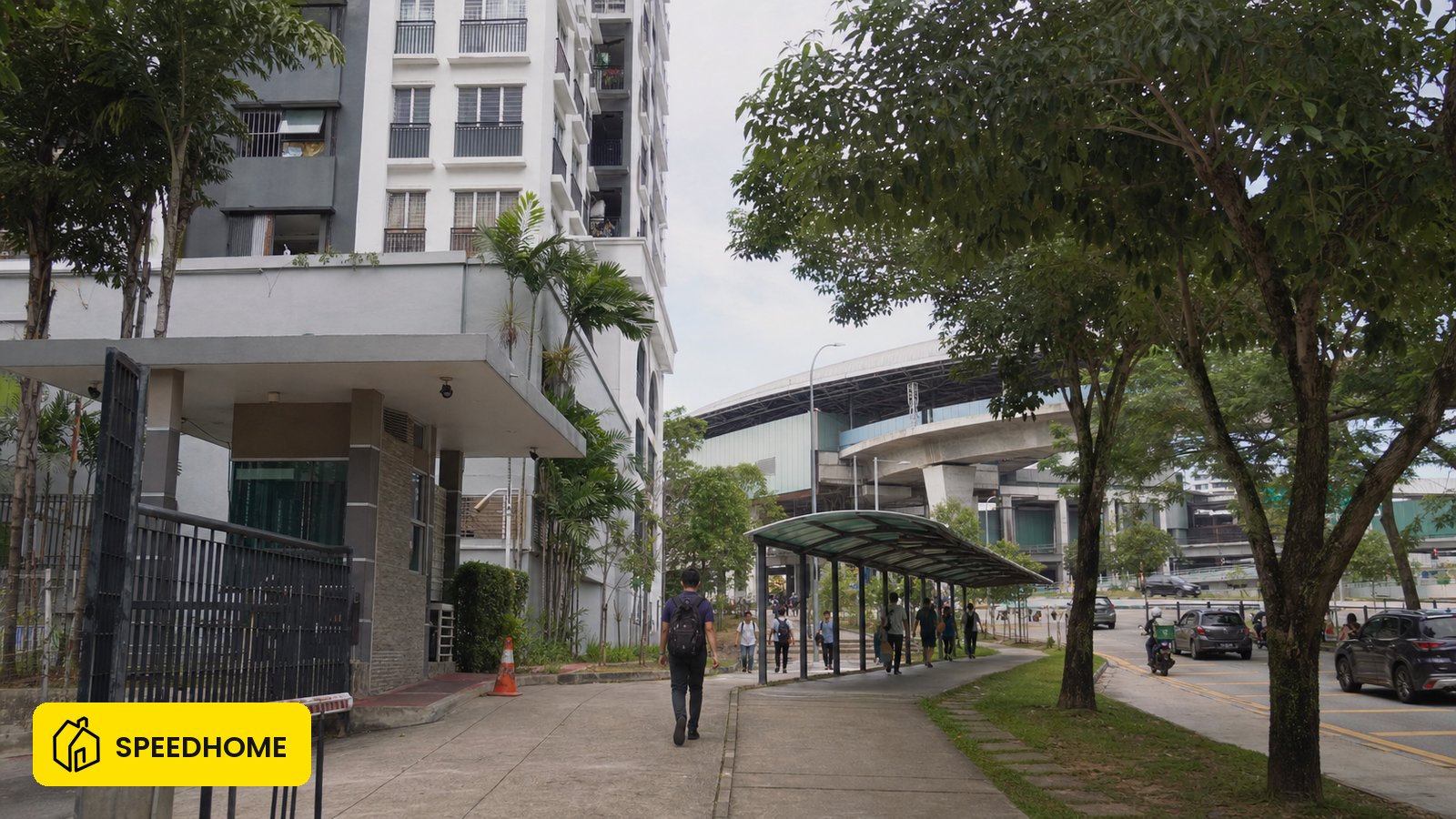 Bilik sewa dekat LRT di Malaysia: banding bilik kongsi, bilik persendirian dan s