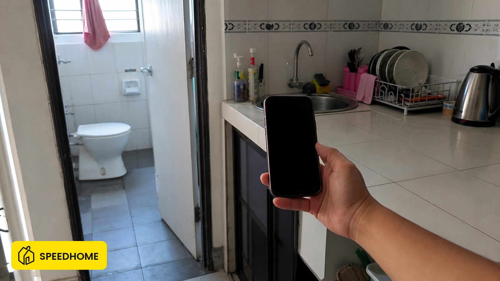 How to resolve shared-house conflict over a dirty kitchen, fridge and bathroom a