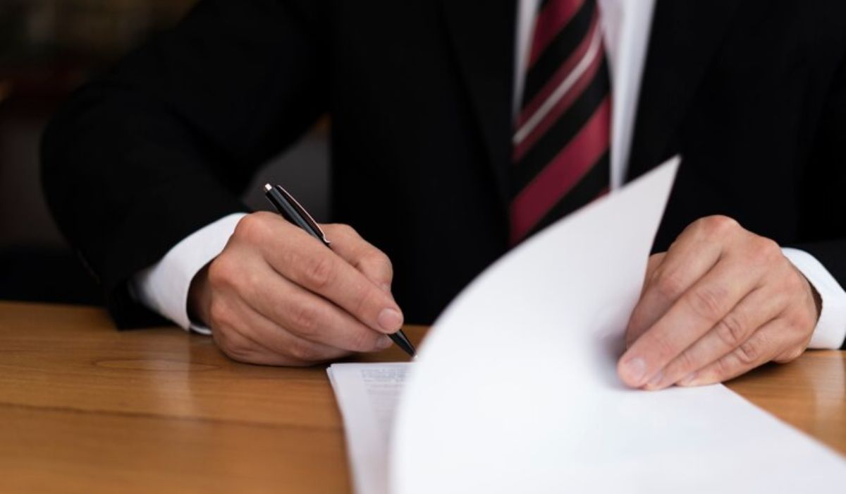 1.Legal documents -Sell Yourself As An Ideal Renter