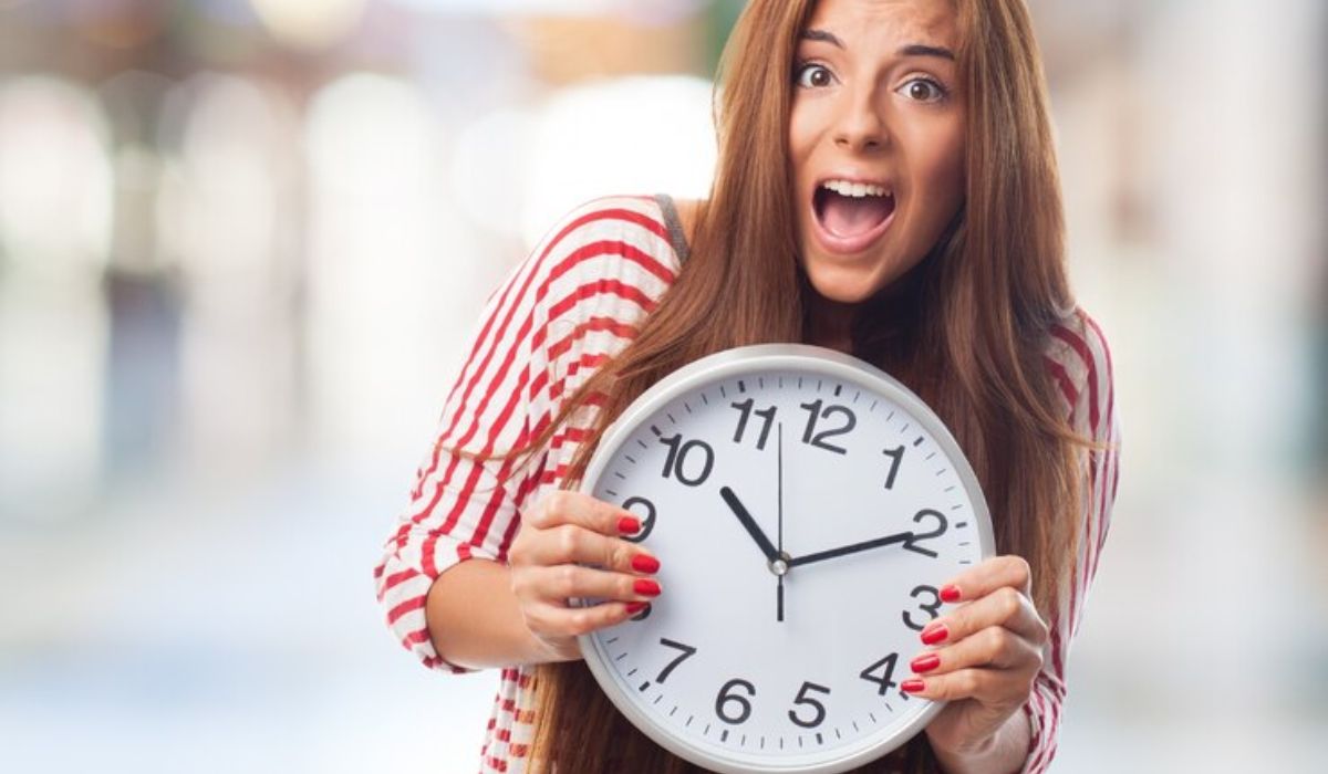 2.Be punctual -Sell Yourself As An Ideal Renter