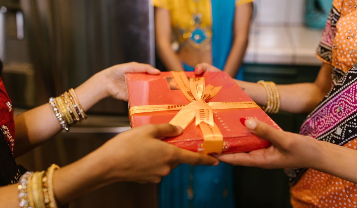 Top Housewarming Gift Ideas for Tenants in Malaysia